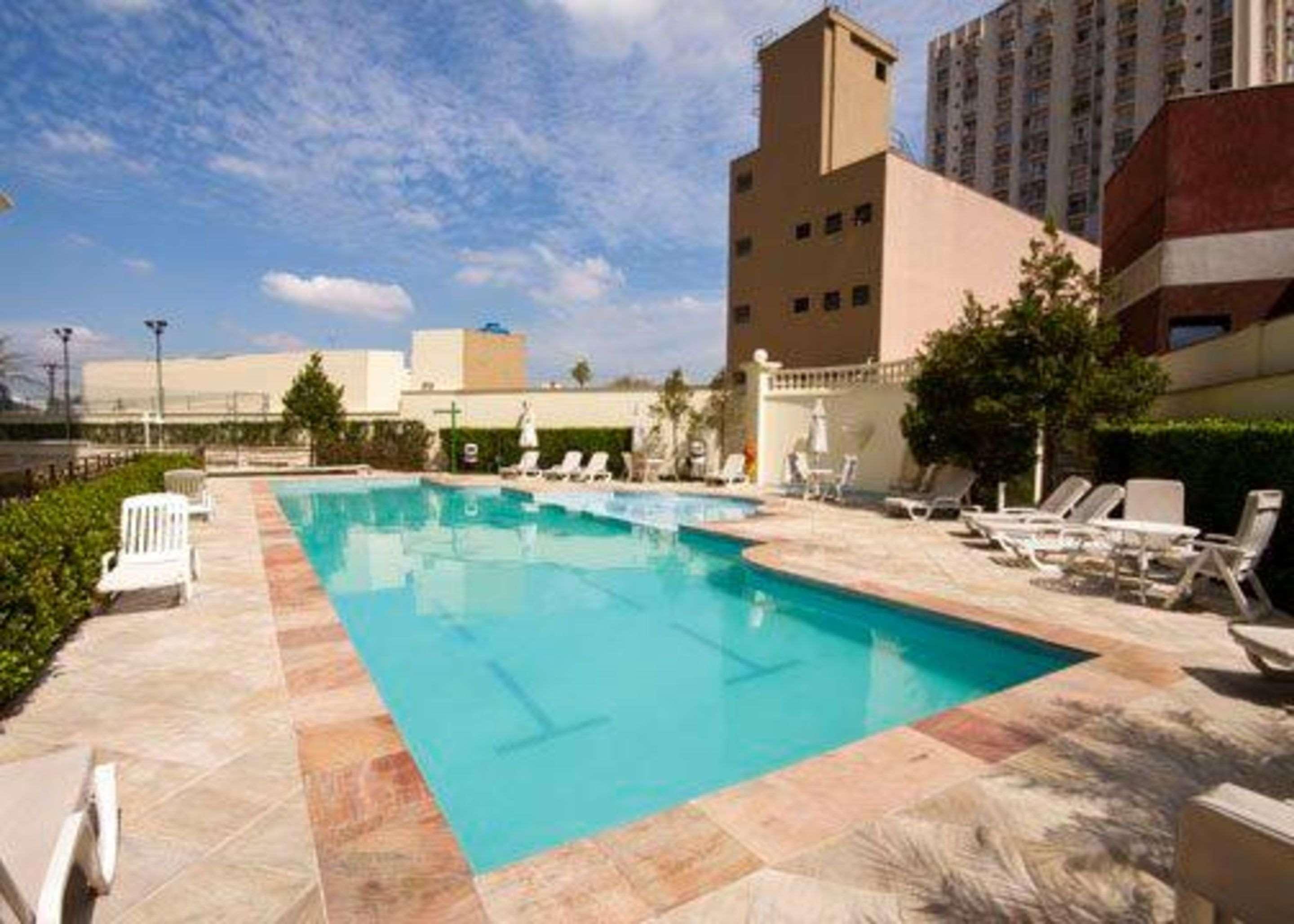 Quality Suites Vila Olimpia São Paulo Buitenkant foto