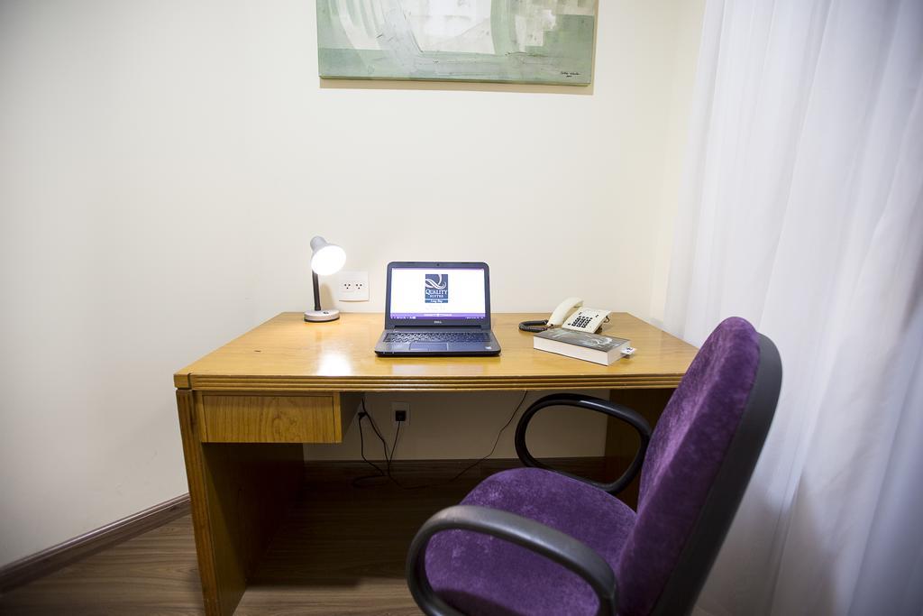 Quality Suites Vila Olimpia São Paulo Buitenkant foto
