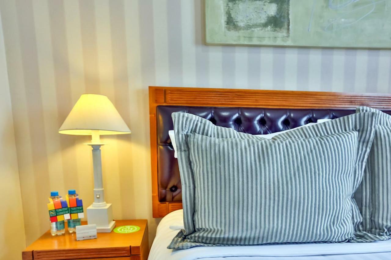 Quality Suites Vila Olimpia São Paulo Buitenkant foto