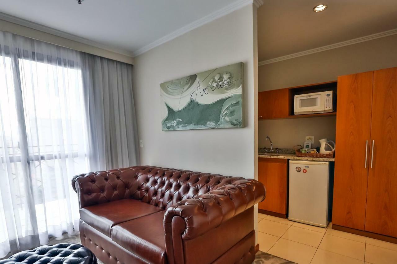 Quality Suites Vila Olimpia São Paulo Buitenkant foto